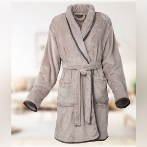Cozy Mauve Plush Robe